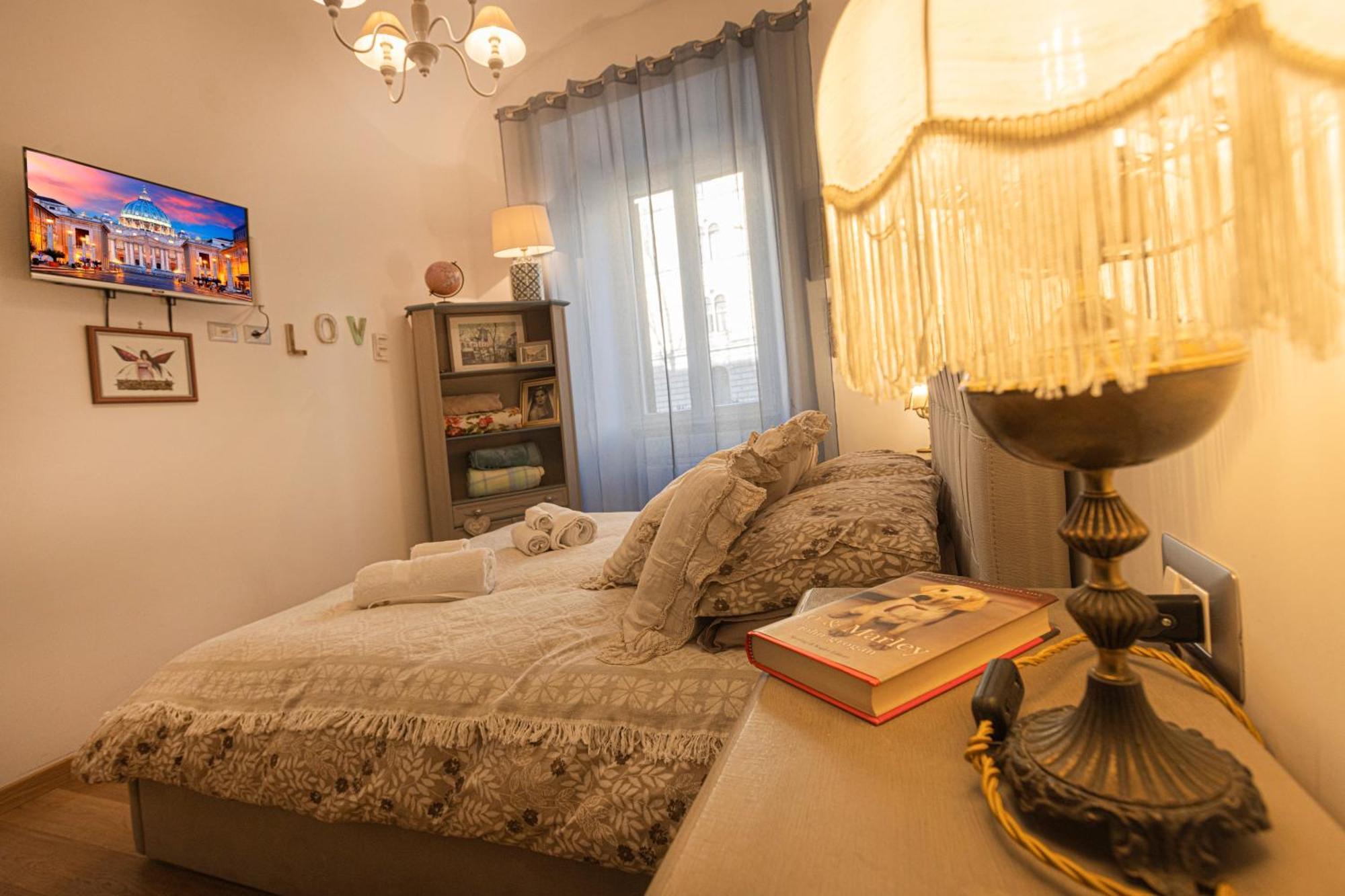La Casa Di Vittorio Boutique Ottaviano San Pietro Apartment Rome Exterior photo